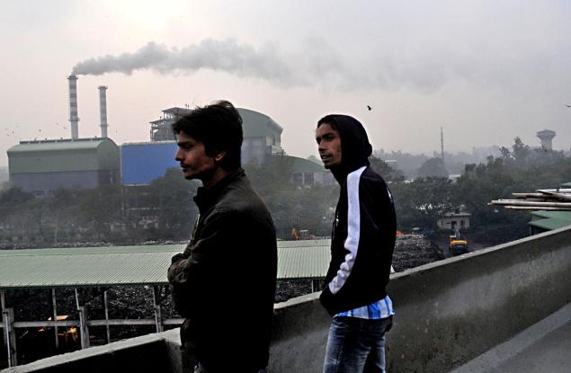The Timarpur-Okhla wasteto- energy incinerator near Sukhdev Vihar. Photo: V. Sudershan